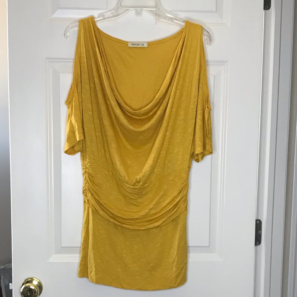 Arden b top